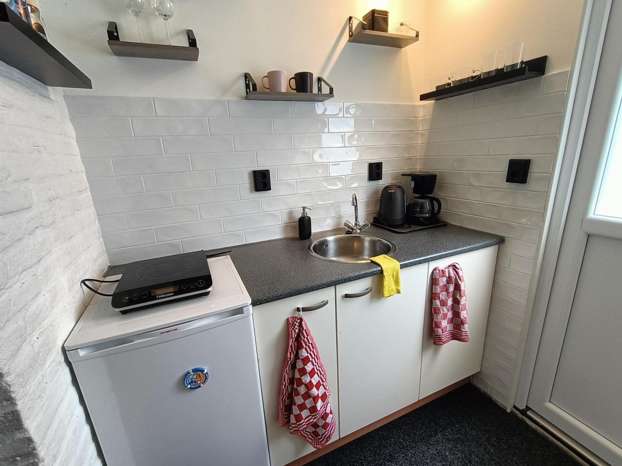Appartement Cozy Studio - Industrial Design - Indoor & Outdoor Lounge